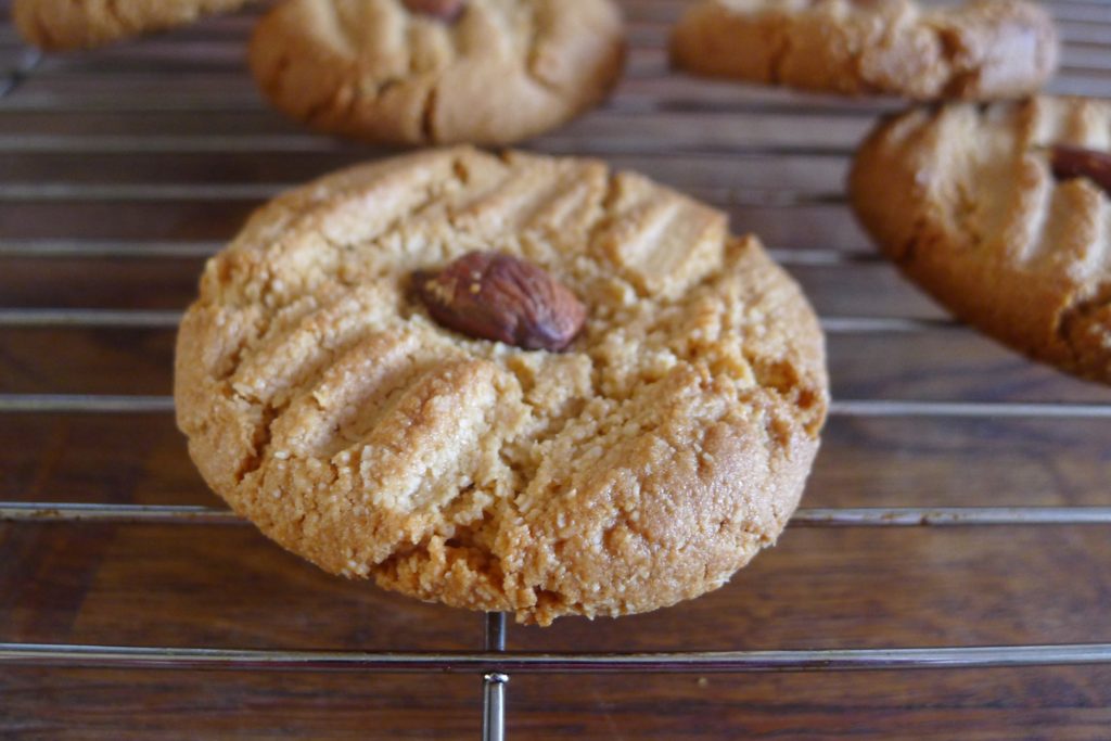 Chewy Tahini Almond Cookies 