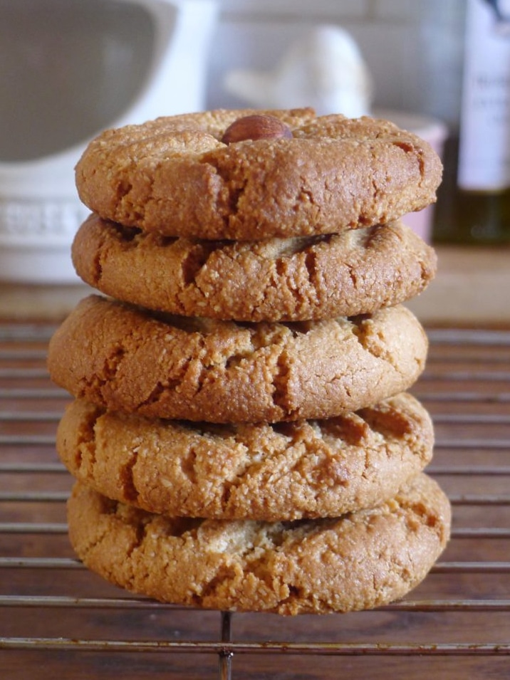 Tahini Almond Cookies